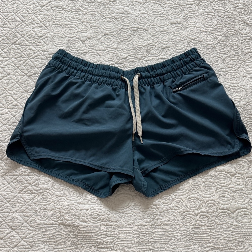 Vuori blue clementine Athletic Shorts